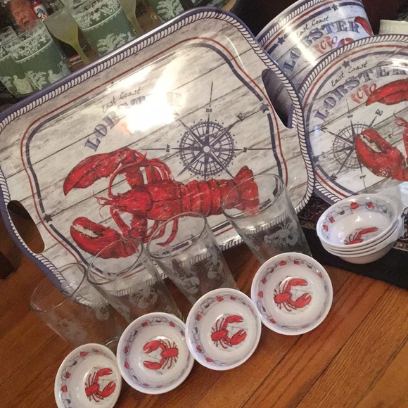 Other - 🦞East coast plastic lobster 18pc set w/ 4 glasses